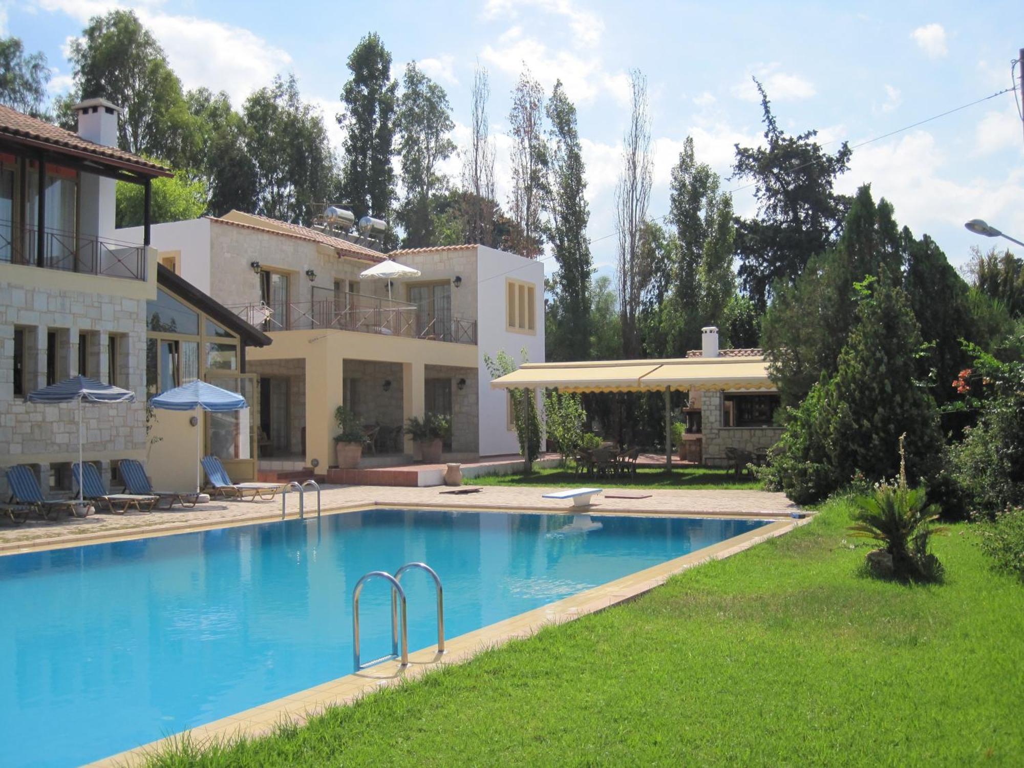 Vamos Palace Apartments Exterior photo